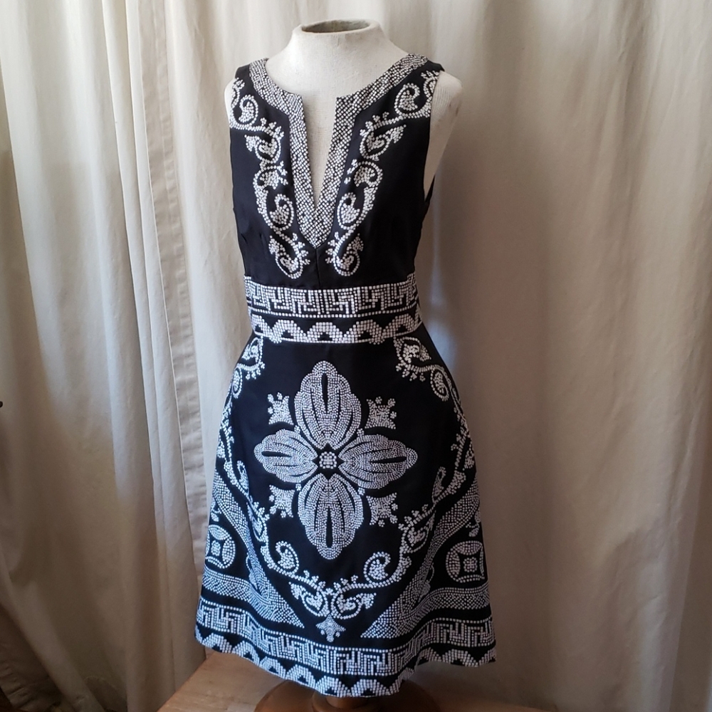 White House / Black Market 100% silk dress